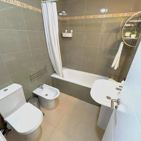 Holiday home Evans Realty Bu Adosado & Aparcamiento & Piscina & Padel