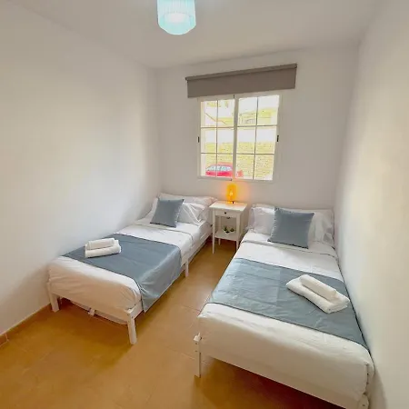 Evans Realty Bu Adosado & Aparcamiento & Piscina & Padel Holiday home *