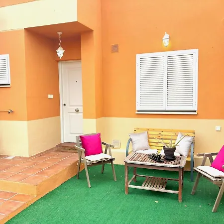 Evans Realty Bu Adosado & Aparcamiento & Piscina & Padel Holiday home Almayate Alto