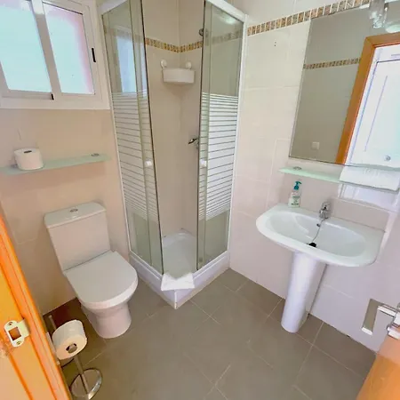 Holiday home Evans Realty Bu Adosado & Aparcamiento & Piscina & Padel Almayate Alto