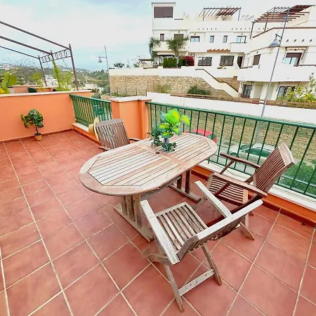 Evans Realty Bu Adosado & Aparcamiento & Piscina & Padel Holiday home